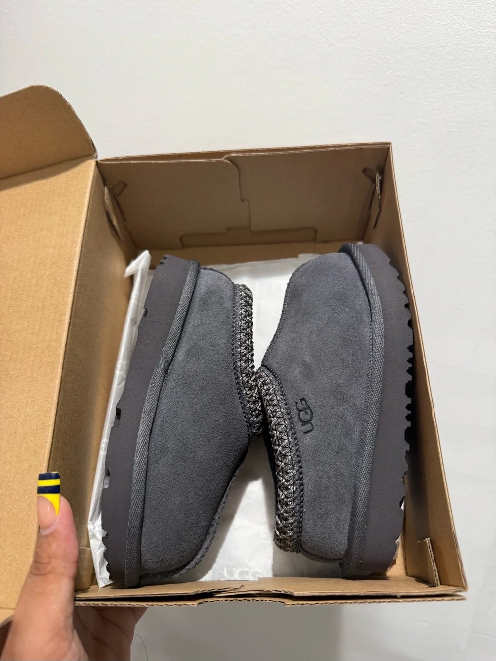 Brand new UGG Tasman in Charcoal Grey (unisex)